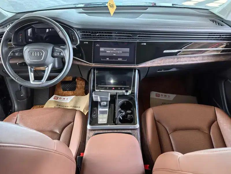 Audi Q7 2023 55 TFSI quattro S line Sport — миниатюра 23