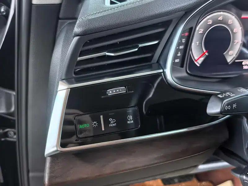 Audi Q7 2023 55 TFSI quattro S line Sport — миниатюра 27
