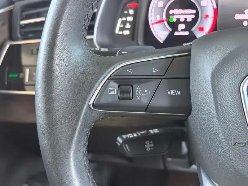 Audi Q7 2023 55 TFSI quattro S line Sport — миниатюра 28