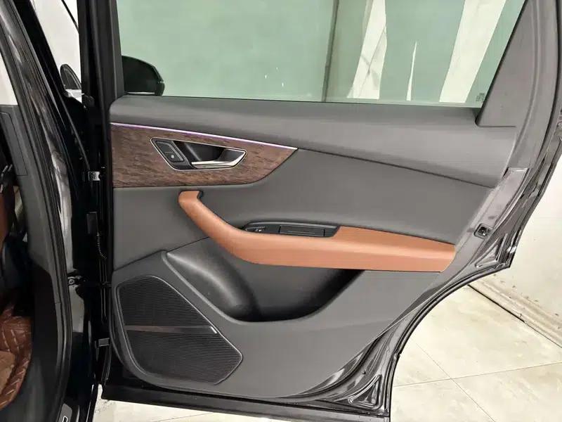 Audi Q7 2022 55 TFSI quattro S line Sport — миниатюра 16
