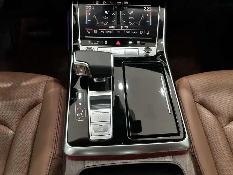 Audi Q7 2022 55 TFSI quattro S line Sport — миниатюра 22