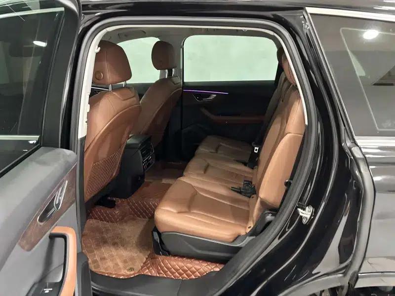 Audi Q7 2022 55 TFSI quattro S line Sport — миниатюра 27