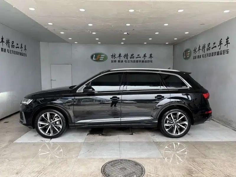 Audi Q7 2022 55 TFSI quattro S line Sport — миниатюра 4