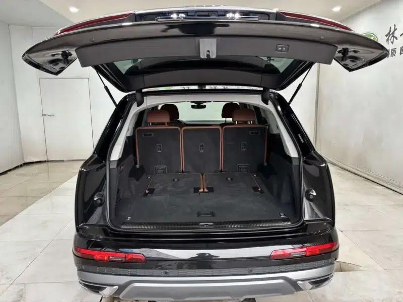 Audi Q7 2022 55 TFSI quattro S line Sport — миниатюра 32