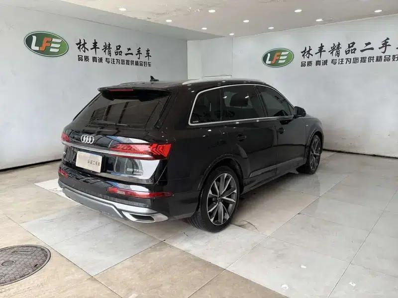 Audi Q7 2022 55 TFSI quattro S line Sport — миниатюра 7