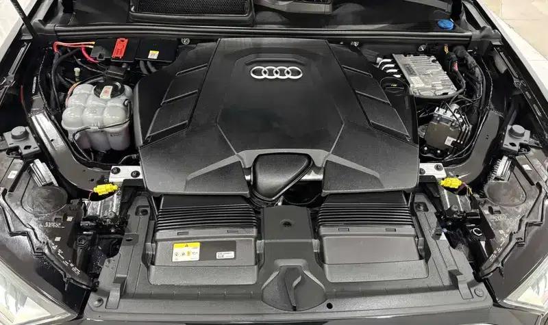 Audi Q7 2022 55 TFSI quattro S line Sport — миниатюра 8