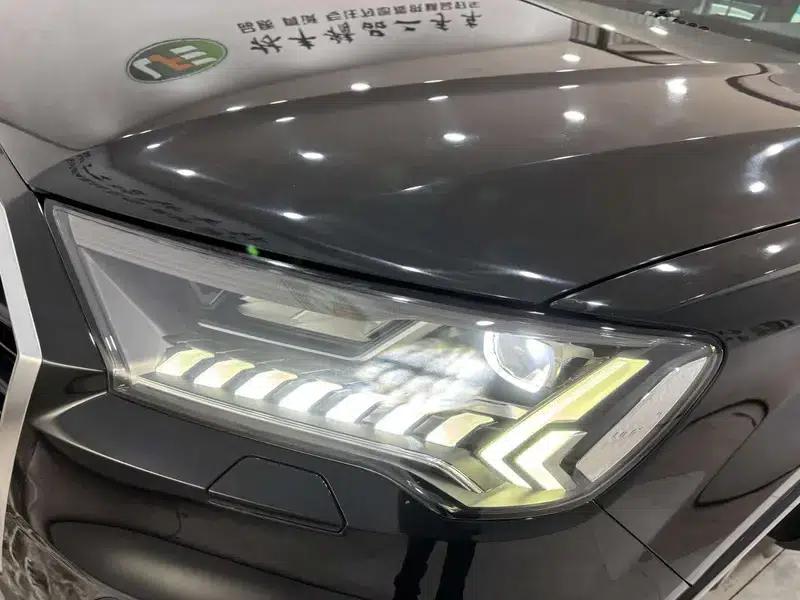 Audi Q7 2022 55 TFSI quattro S line Sport — миниатюра 9