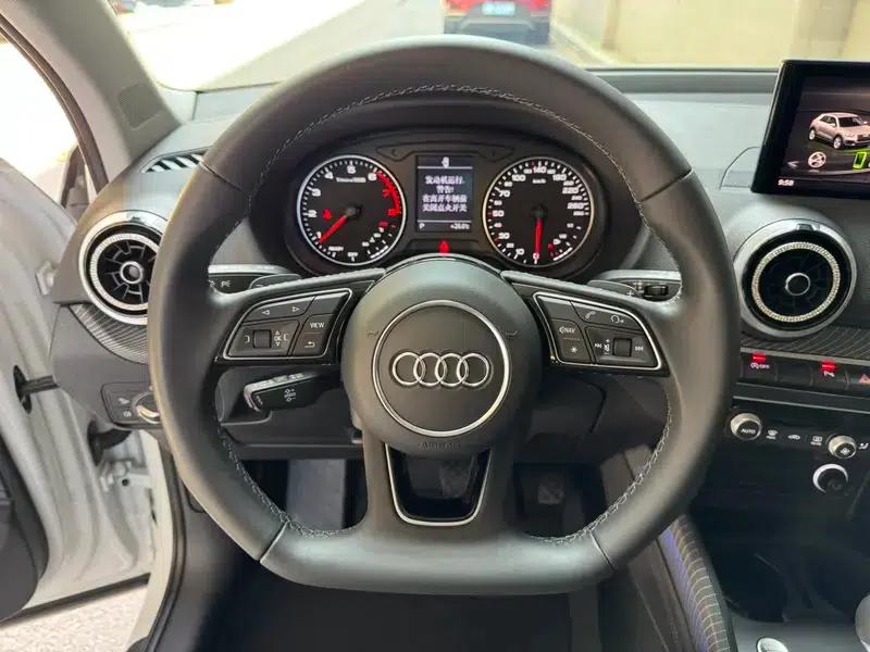 Audi Q2L 2022 35 TFSI Fashion Dynamic Edition — миниатюра 18