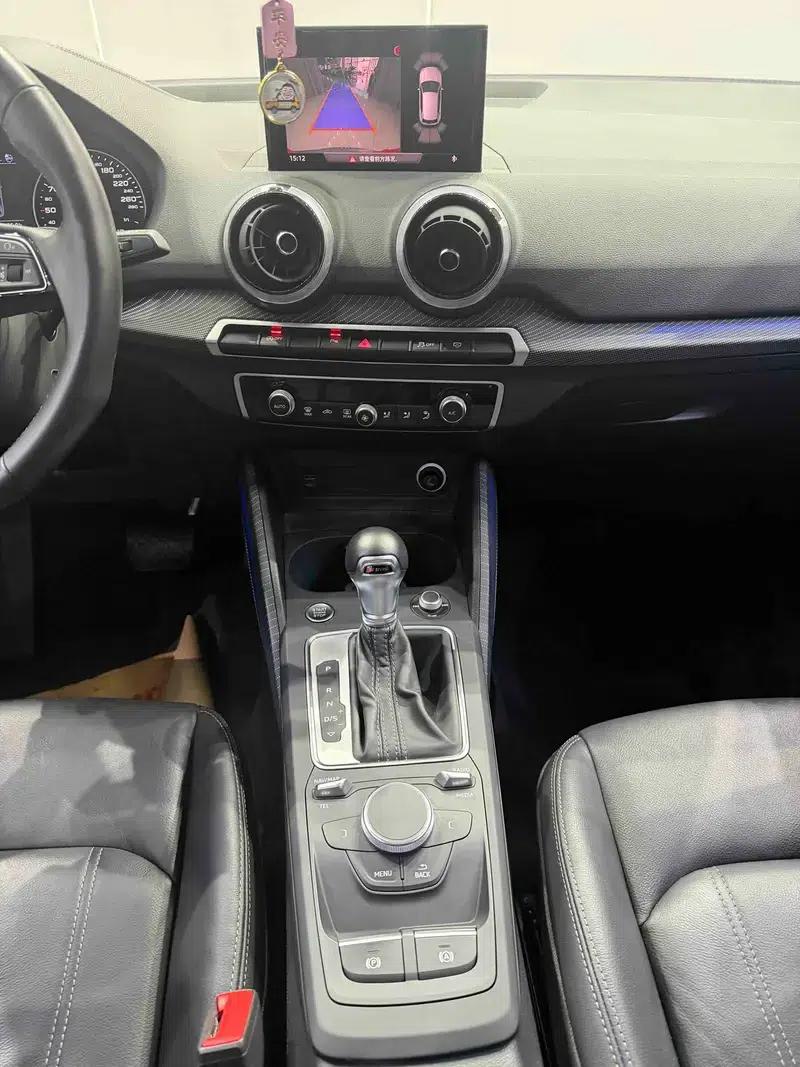 Audi Q2L 2022 35 TFSI RS Package Sport Edition — миниатюра 14