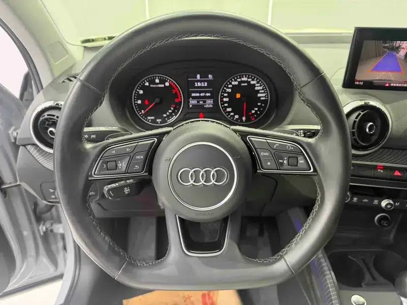 Audi Q2L 2022 35 TFSI RS Package Sport Edition — миниатюра 16