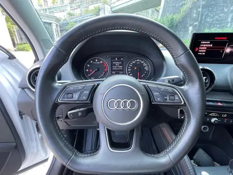 Audi Q2L 2022 35 TFSI Fashion Dynamic Edition — миниатюра 10