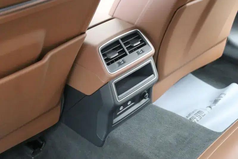 Audi A7L 2024 55 TFSI quattro Flagship — миниатюра 16