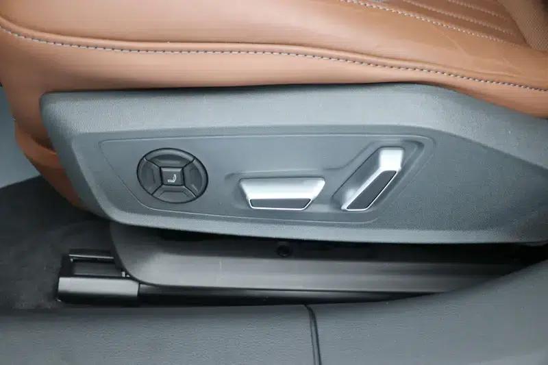 Audi A7L 2024 55 TFSI quattro Flagship — миниатюра 29