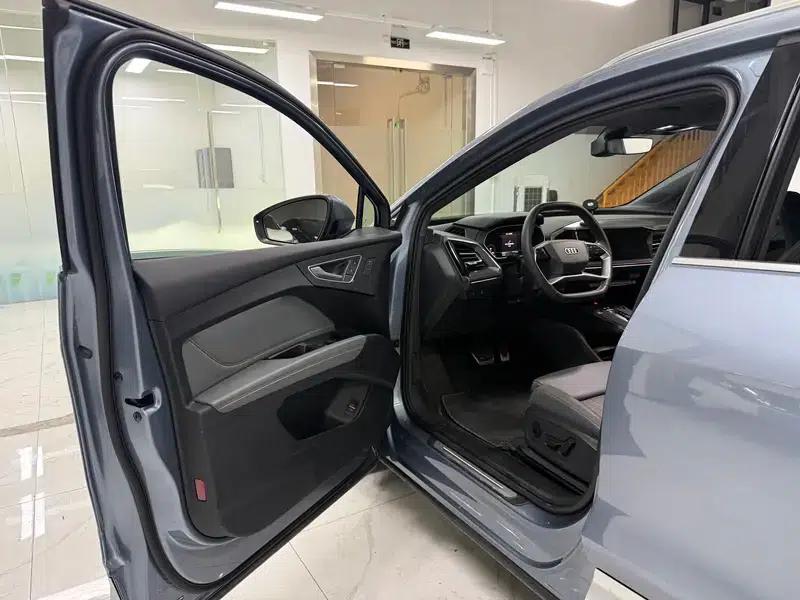 Audi Q4 e-tron 2024 Model 40 e-tron Trailblazer — миниатюра 16