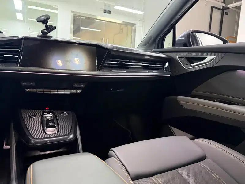 Audi Q4 e-tron 2024 Model 40 e-tron Trailblazer — миниатюра 19