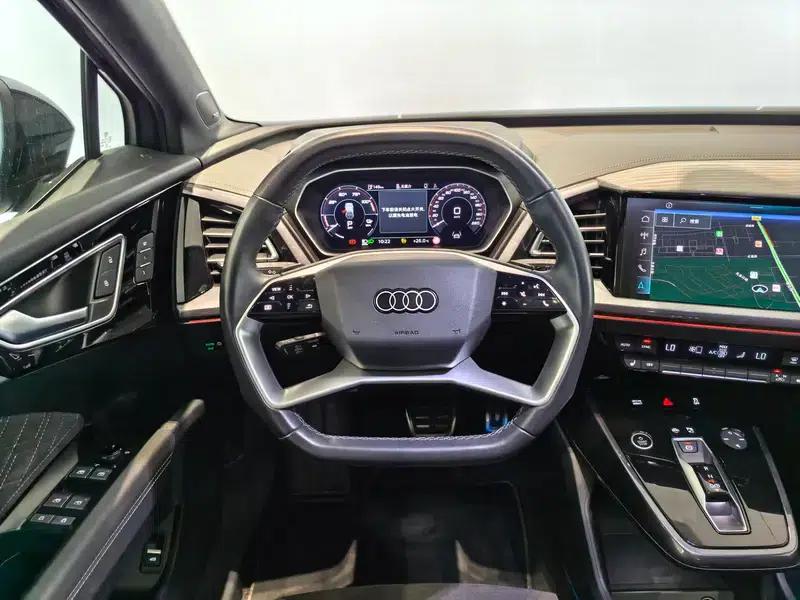 2024 Audi Q4 e-tron 50 e-tron quattro Trailblazer Night Edition — миниатюра 14