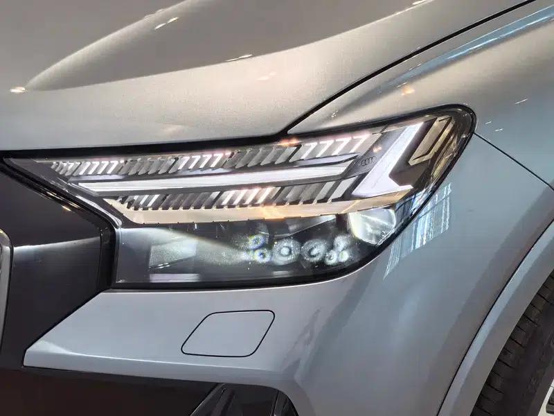 2024 Audi Q4 e-tron 50 e-tron quattro Trailblazer Night Edition — миниатюра 6