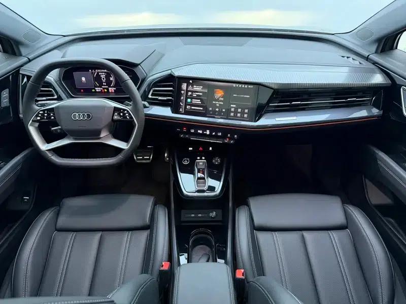 Audi Q4 e-tron 2024 Model 40 e-tron Trailblazer — миниатюра 11