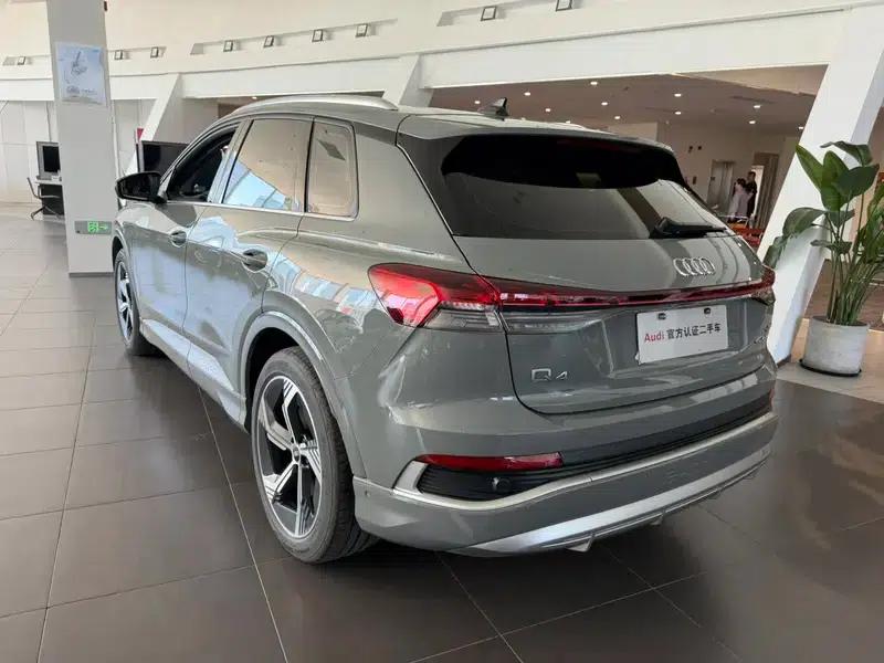 Audi Q4 e-tron 2022 Model 40 e-tron Trailblazer — миниатюра 5
