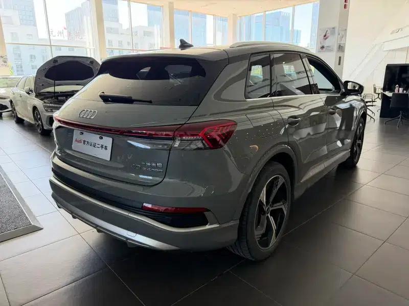 Audi Q4 e-tron 2022 Model 40 e-tron Trailblazer — миниатюра 7