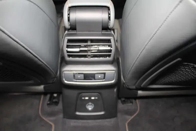 Audi Q4 e-tron 2024 Model 40 e-tron Adventure Edition — миниатюра 8