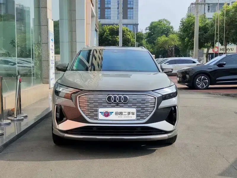 2022 Audi Q4 e-tron 50 e-tron quattro — миниатюра 2