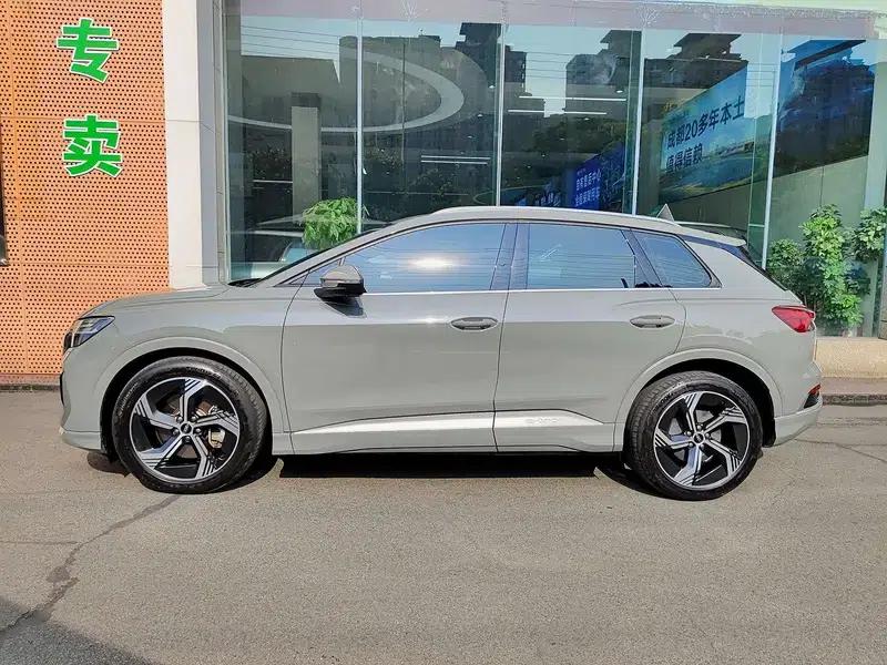 2022 Audi Q4 e-tron 50 e-tron quattro — миниатюра 3