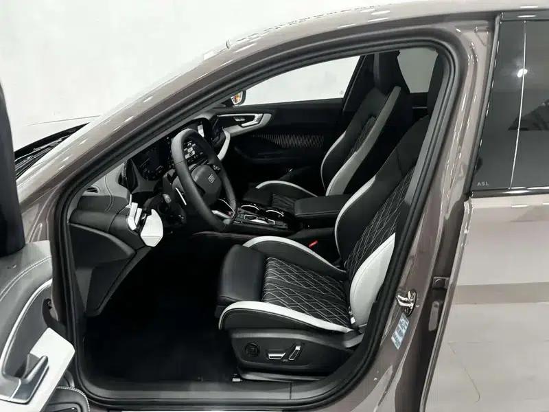 Audi A5L 2026 2.0T Sport Plus — миниатюра 23