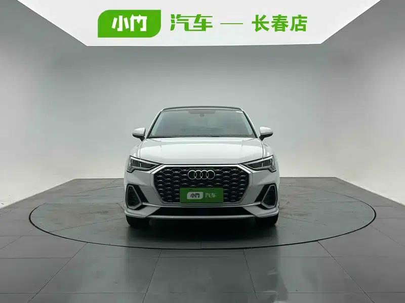 Audi Q3 Sportback 2022 35 TFSI Progressive — миниатюра 2