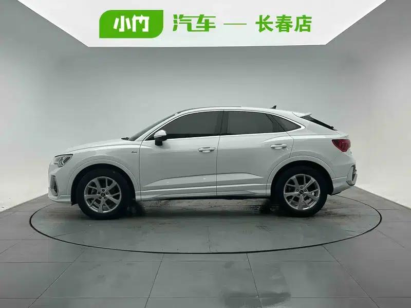 Audi Q3 Sportback 2022 35 TFSI Progressive — миниатюра 3
