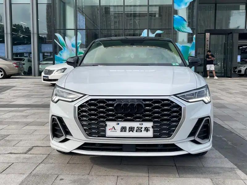 Audi Q3 Sportback 2020 40 TFSI Fashion Edition — миниатюра 2