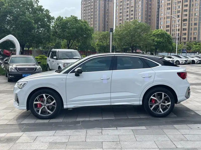 Audi Q3 Sportback 2020 40 TFSI Fashion Edition — миниатюра 4