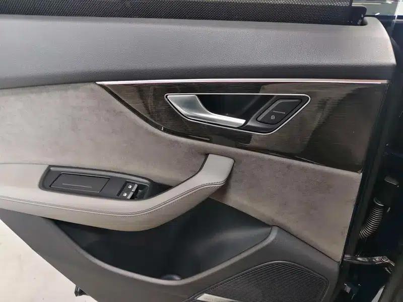 Audi Q8 2021 55 TFSI Premium Dynamic Edition — миниатюра 6