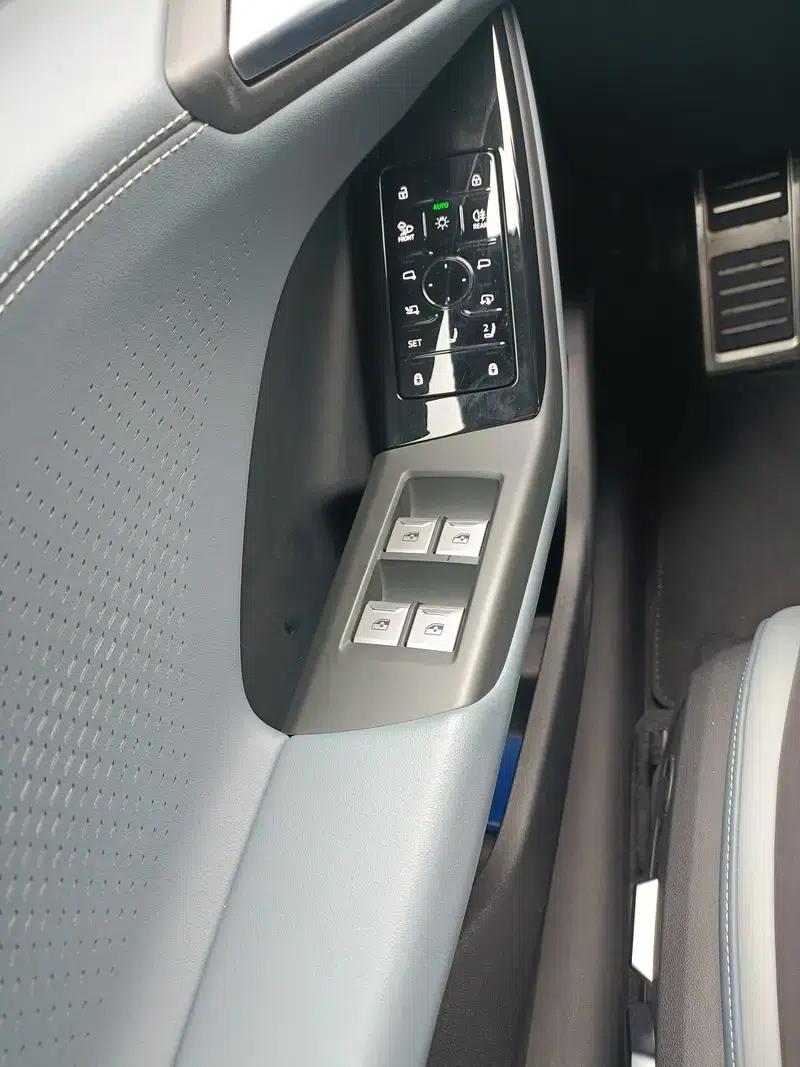 Audi Q6L e-tron 2026 First Edition — миниатюра 7