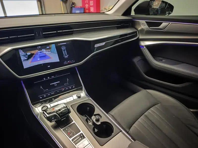 2024 Audi A6 (Imported) allroad quattro Explorer 55 TFSI Premium Off-Road Model — миниатюра 11