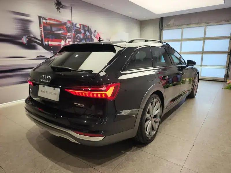 2024 Audi A6 (Imported) allroad quattro Explorer 55 TFSI Premium Off-Road Model — миниатюра 4