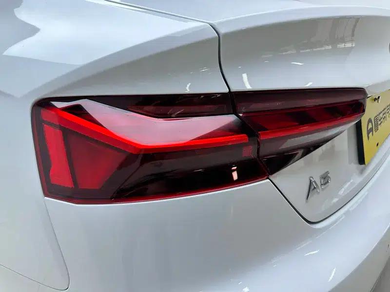 Audi A5 2022 Sportback 40 TFSI Fashion Dynamic Edition — миниатюра 13