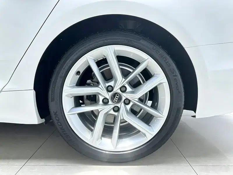 Audi A5 2022 Sportback 40 TFSI Fashion Dynamic Edition — миниатюра 9