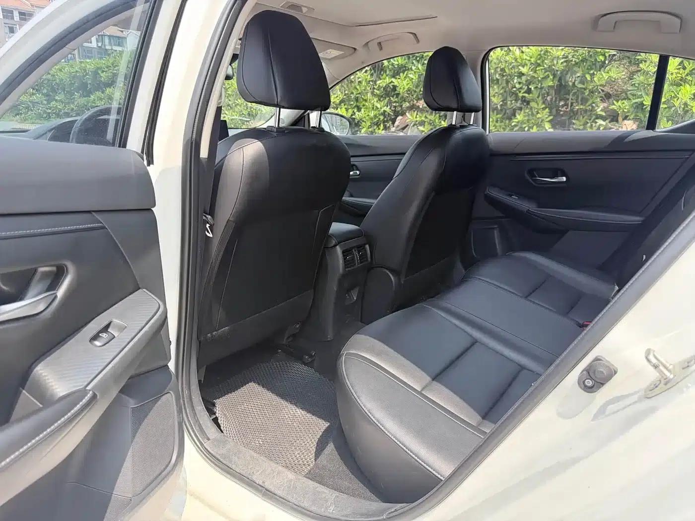 Nissan Sylphy 2023 1.6L CVT Comfort Edition — миниатюра 5