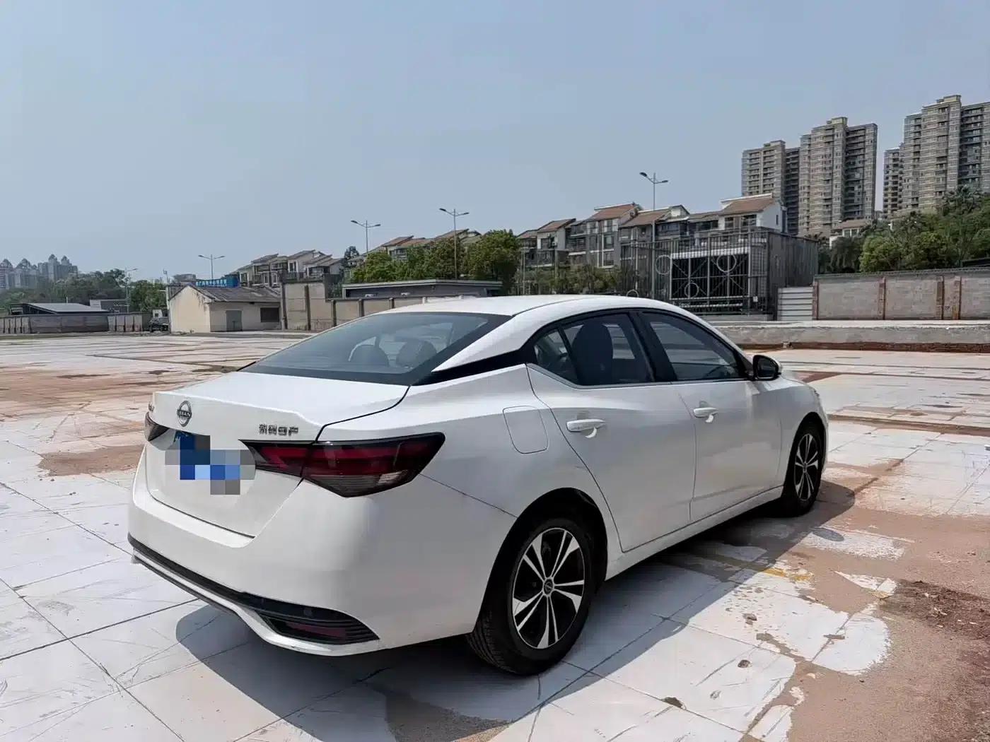 Nissan Sylphy 2023 1.6L CVT Comfort Edition — миниатюра 7