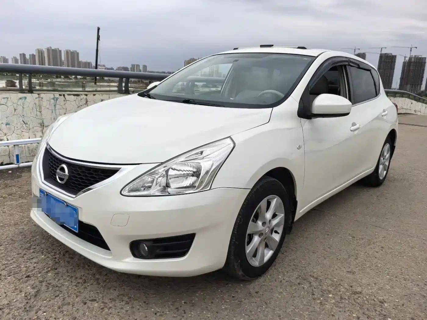Nissan Sylphy 2012 1.6XE CVT Comfort Edition — миниатюра 1