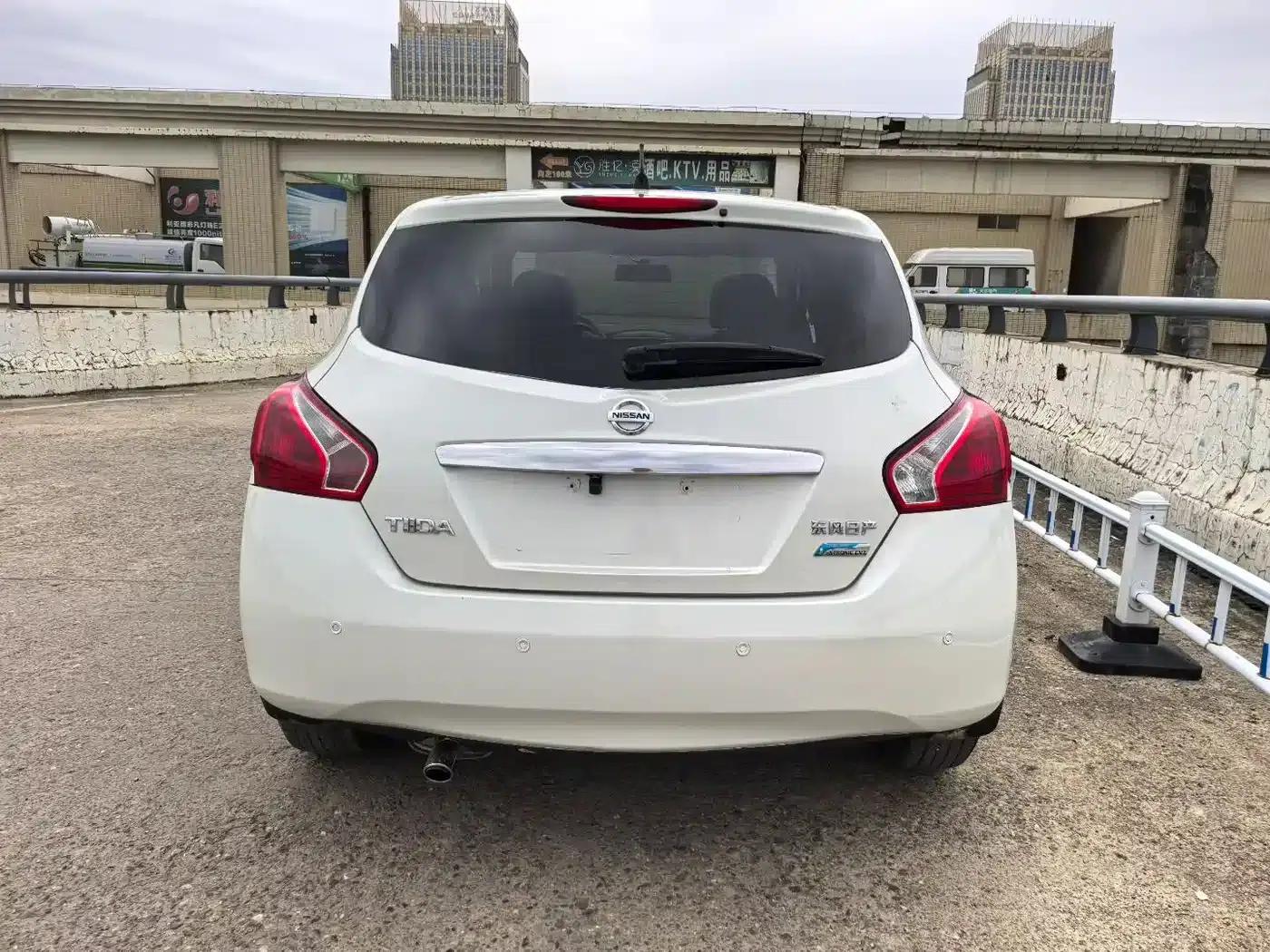 Nissan Sylphy 2012 1.6XE CVT Comfort Edition — миниатюра 4
