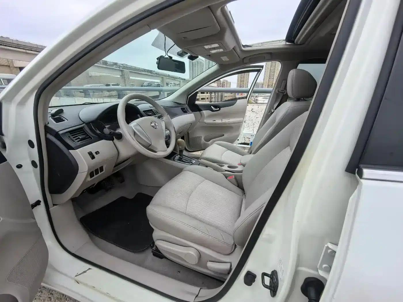 Nissan Sylphy 2012 1.6XE CVT Comfort Edition — миниатюра 5