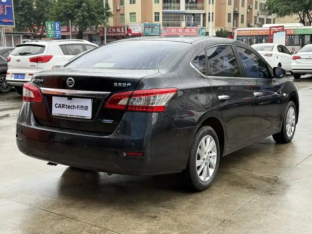 Nissan Sylphy 2012 1.6XL Manual Deluxe Edition — миниатюра 6