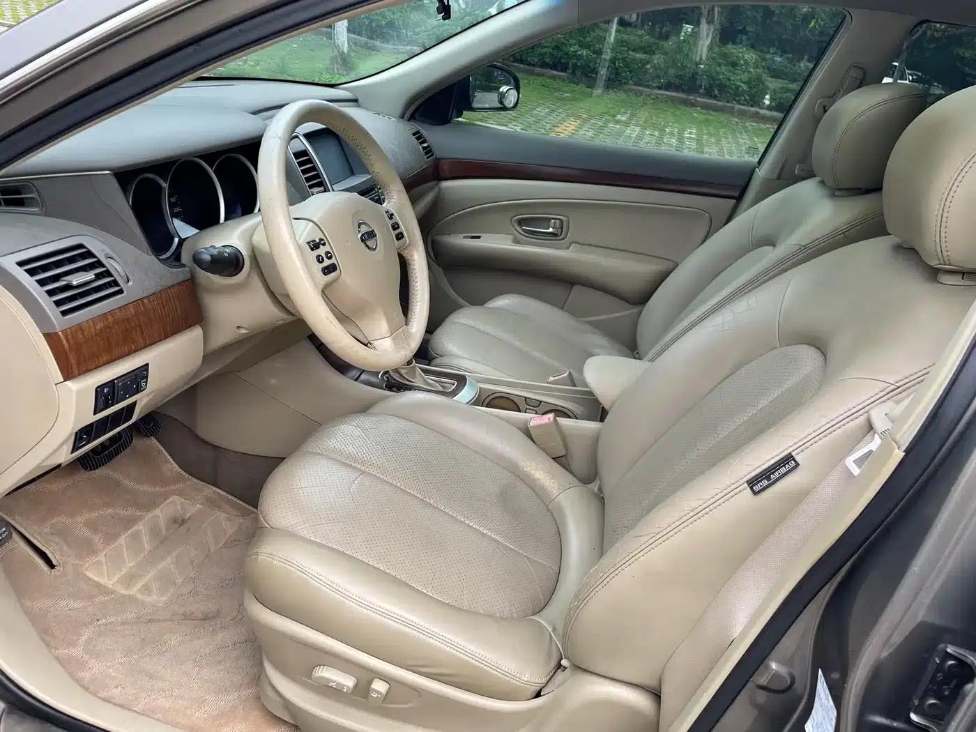 Nissan Sylphy 2009 2.0XL CVT Tech Sunroof Edition — миниатюра 4