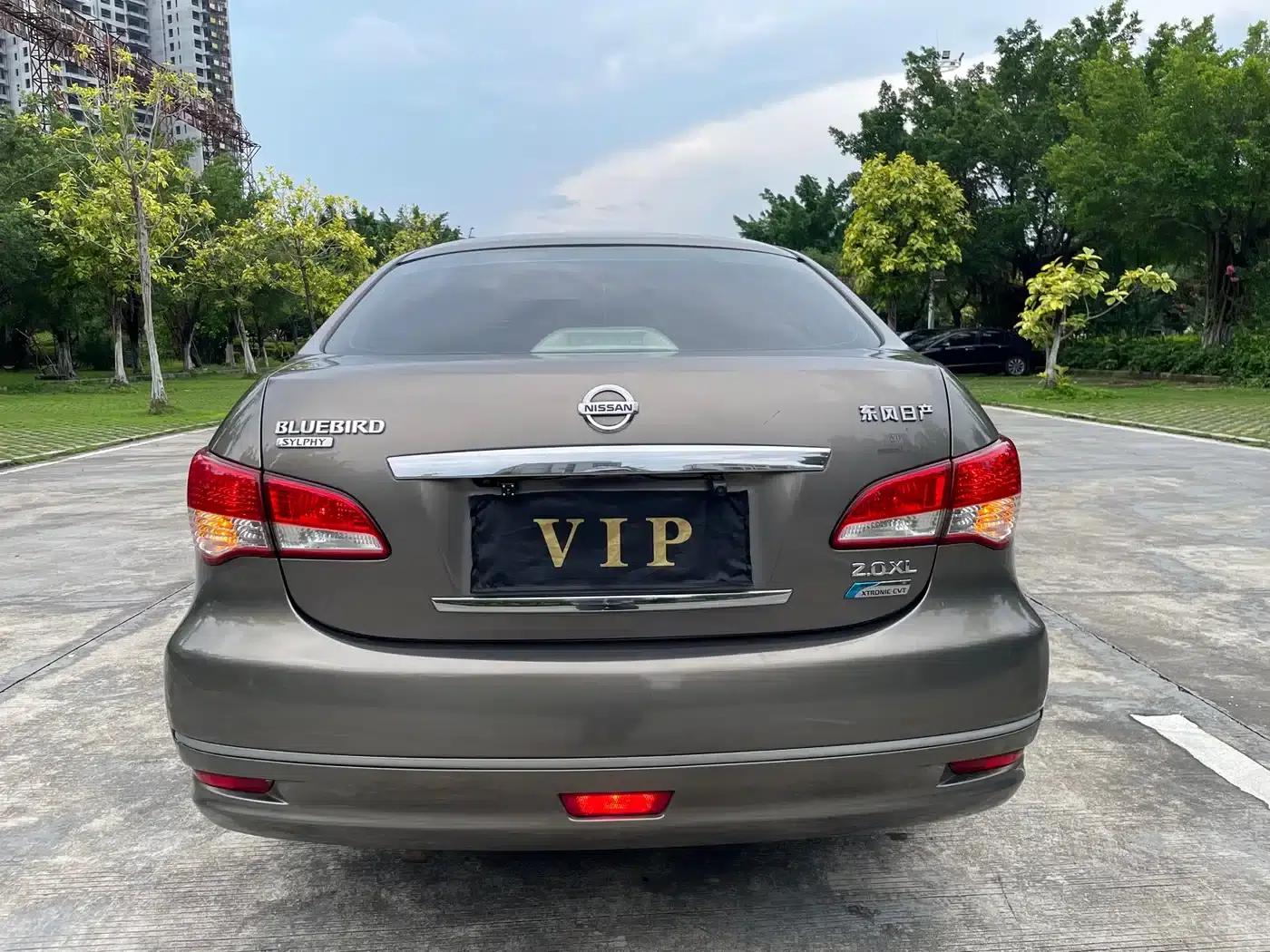 Nissan Sylphy 2009 2.0XL CVT Tech Sunroof Edition — миниатюра 8
