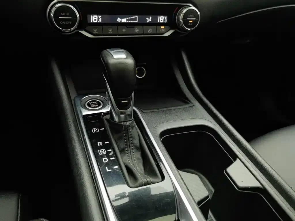 Nissan Sylphy 2021 1.6L XL CVT Enjoy Edition — миниатюра 13