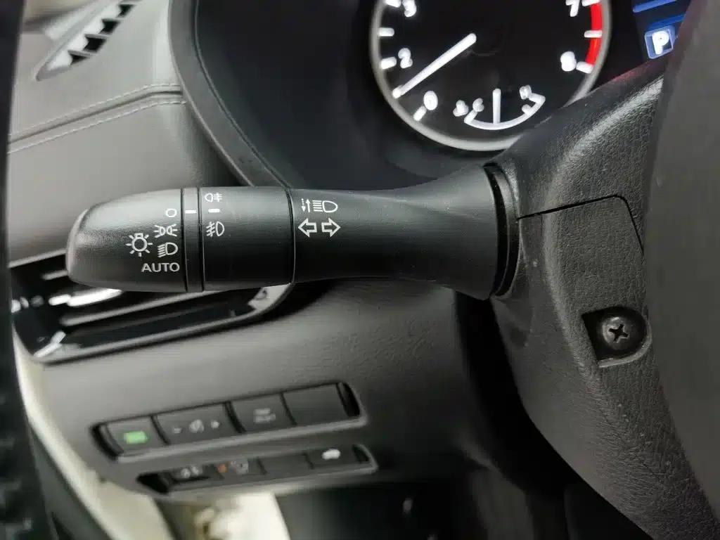 Nissan Sylphy 2021 1.6L XL CVT Enjoy Edition — миниатюра 21