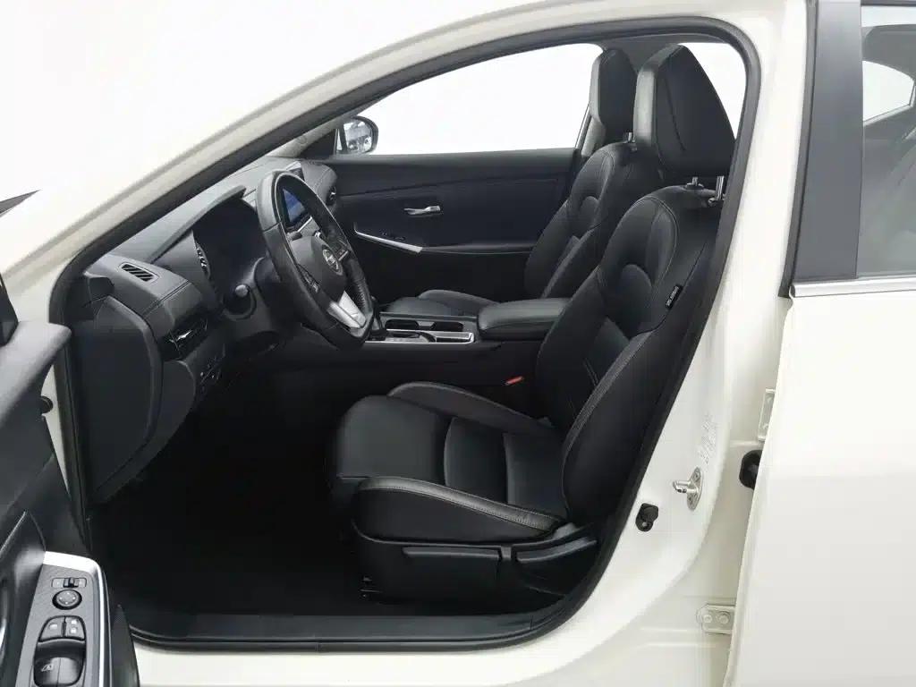 Nissan Sylphy 2021 1.6L XL CVT Enjoy Edition — миниатюра 10