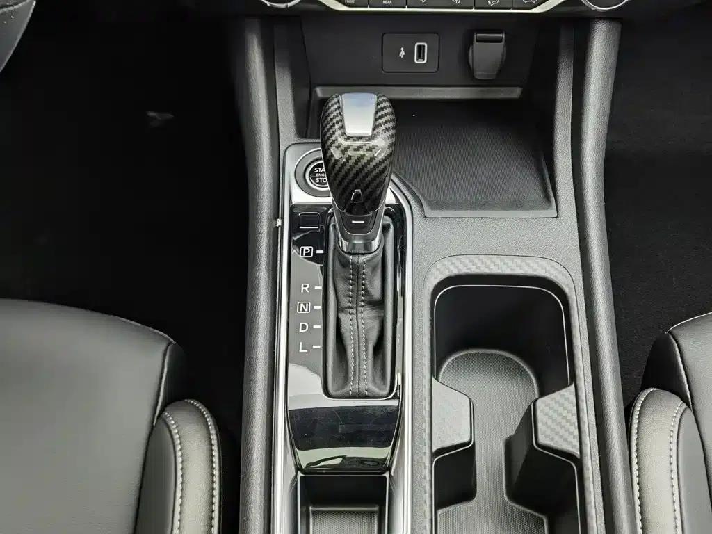 Nissan Sylphy 2021 1.6L XL CVT Enjoy Edition — миниатюра 13